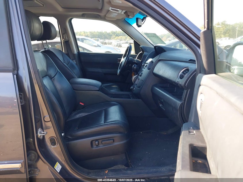 2015 HONDA PILOT TOURING 5FNYF4H92FB039100