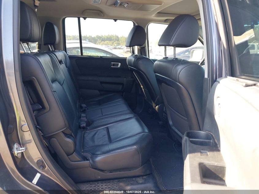 2015 HONDA PILOT TOURING 5FNYF4H92FB039100
