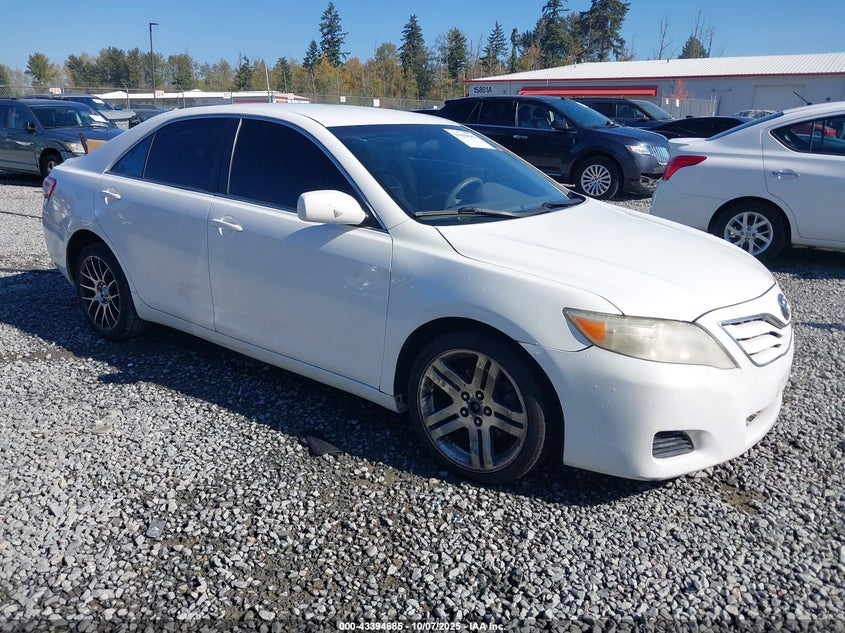 TOYOTA CAMRY LE