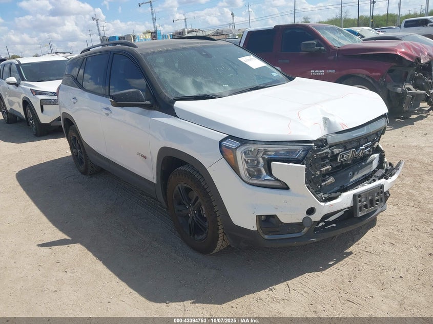 GMC TERRAIN AWD AT4