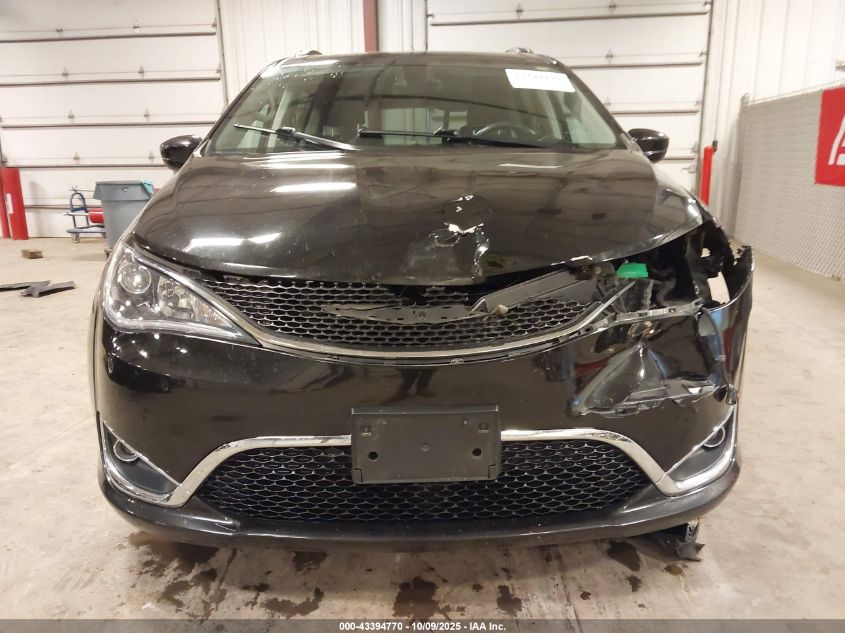 2018 Chrysler Pacifica Touring L VIN: 2C4RC1BG7JR123817 Lot: 43394770