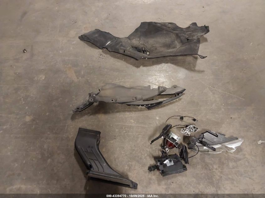 2018 Chrysler Pacifica Touring L VIN: 2C4RC1BG7JR123817 Lot: 43394770