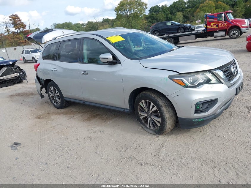 NISSAN PATHFINDER SV