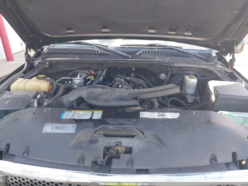 2001 GMC Yukon Xl 1500 Denali VIN: 1GKFK66U71J253804 Lot: 43394803