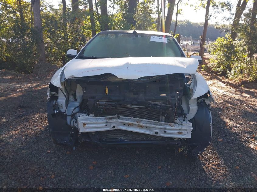 2011 Lincoln Mkx VIN: 2LMDJ8JK1BBJ30643 Lot: 43394879