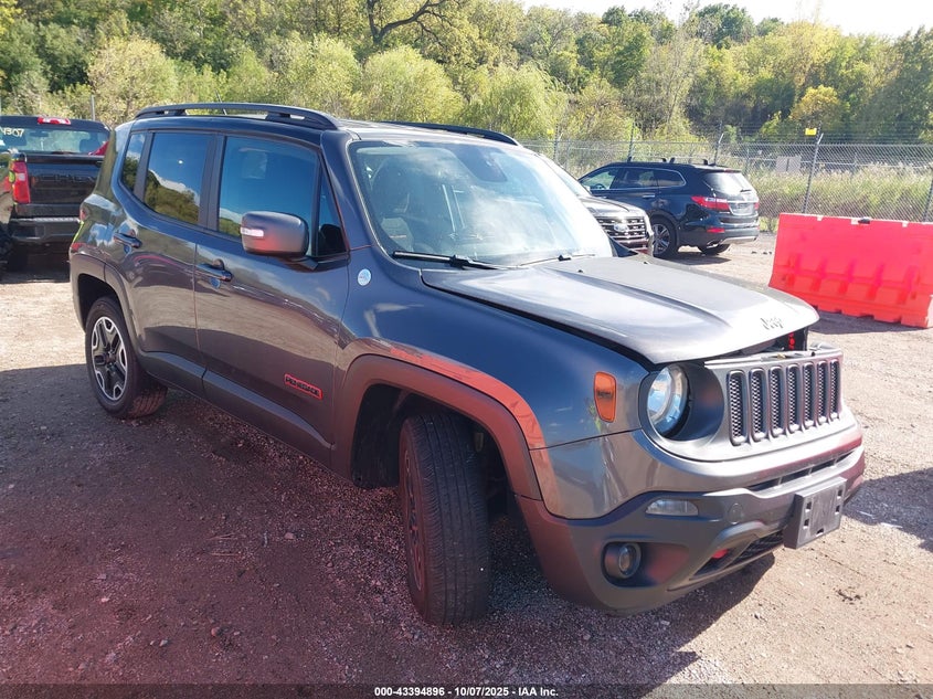 JEEP RENEGADE TRAILHAWK 4X4