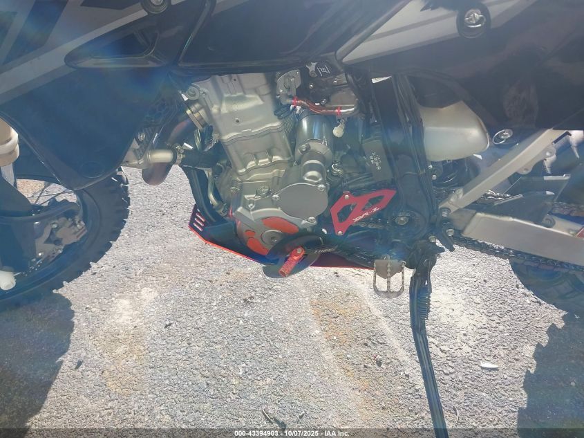 2024 Suzuki Dr-Z400 Sm VIN: JS1SK44A6R7100793 Lot: 43394903