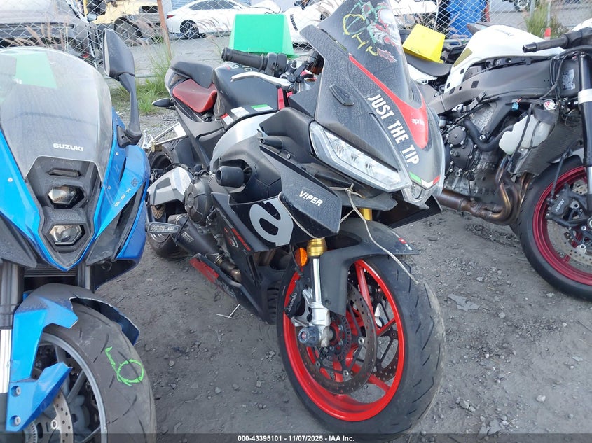 ZD4KSUA00MS000877 2021 Aprilia Rs 660 auction photo 1