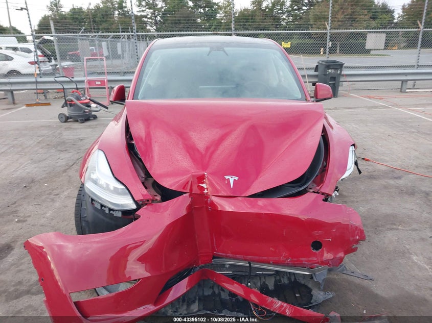 2021 Tesla Model Y Performance Dual Motor All-Wheel Drive VIN: 5YJYGDEFXMF072396 Lot: 43395102