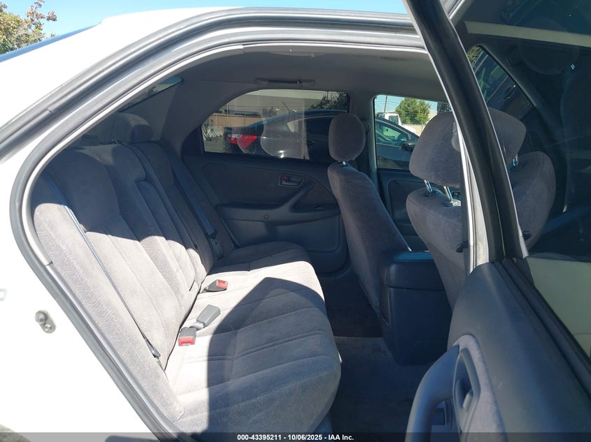 1998 Toyota Camry Le V6 VIN: JT2BF28K2W0118948 Lot: 43395211