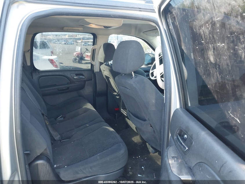 2007 Chevrolet Suburban 1500 Ls VIN: 1GNFC16097J165670 Lot: 43395262