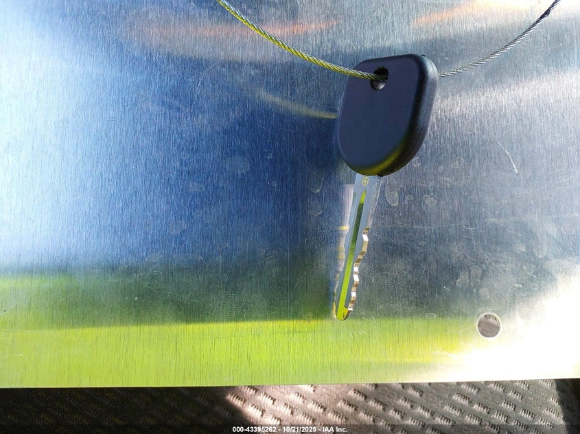 2007 Chevrolet Suburban 1500 Ls VIN: 1GNFC16097J165670 Lot: 43395262