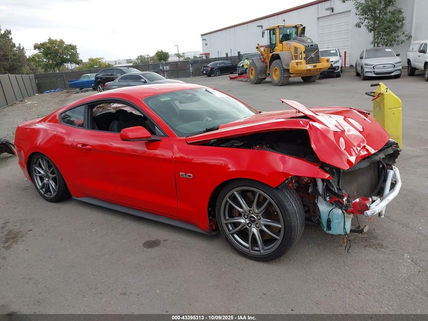FORD MUSTANG GT