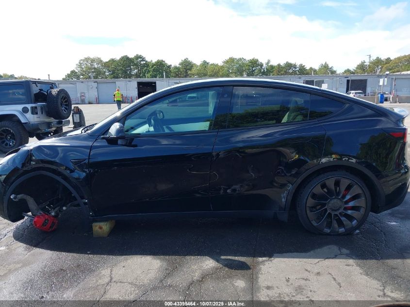 2020 Tesla Model Y Long Range Dual Motor All-Wheel Drive/Performance Dual Motor All-Wheel Drive VIN: 5YJYGDEF5LF037313 Lot: 43395464
