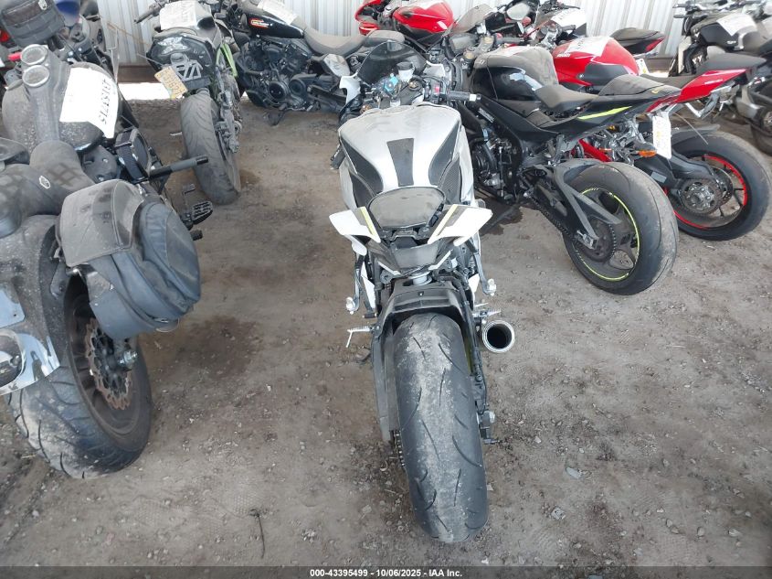 2017 Yamaha Yzfr6 VIN: JYARJ28E1HA000395 Lot: 43395499