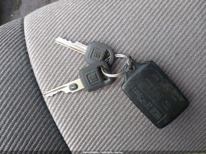 1994 Chevrolet Camaro VIN: 2G1FP22SXR2125205 Lot: 43395506