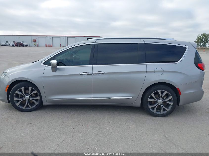 2017 Chrysler Pacifica Limited VIN: 2C4RC1GGXHR507240 Lot: 43395573