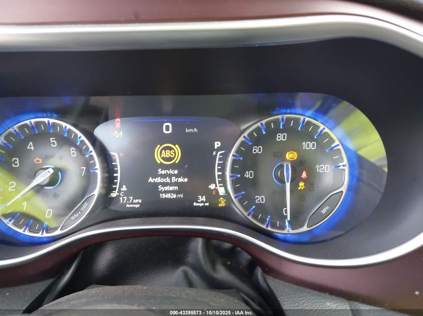 2017 Chrysler Pacifica Limited VIN: 2C4RC1GGXHR507240 Lot: 43395573