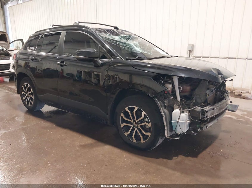 TOYOTA COROLLA CROSS SE