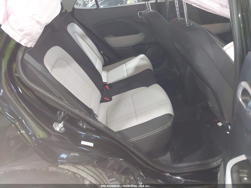 2022 HYUNDAI VENUE SEL KMHRC8A30NU203696