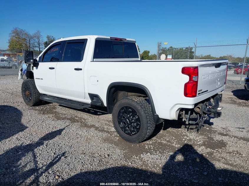 1GC4YPE79NF345198 2022 CHEVROLET SILVERADO photo no. 3