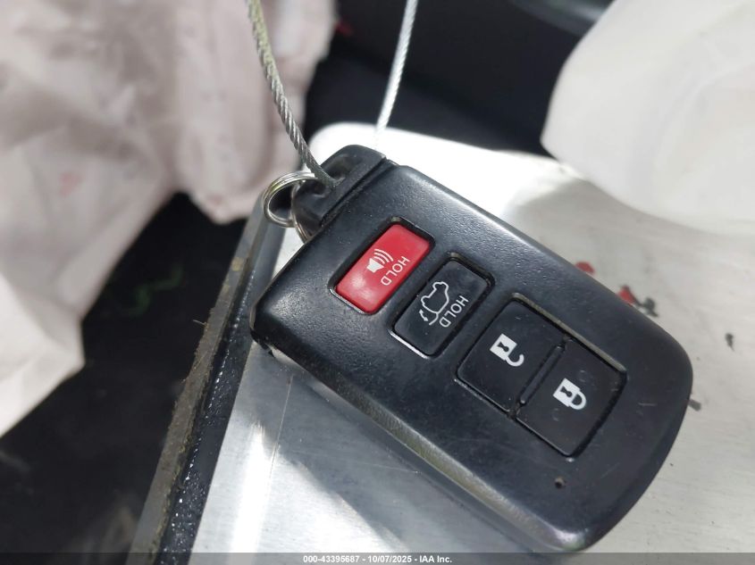 2018 Toyota Rav4 Xle VIN: JTMWFREV9JJ747531 Lot: 43395687