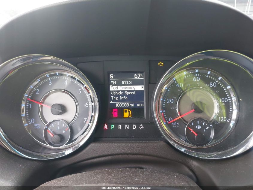 2011 Chrysler Town & Country Touring-L VIN: 2A4RR8DG3BR659101 Lot: 43395725