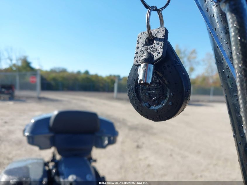 2022 Harley-Davidson Fltrxst VIN: 1HD1ACL19NB646333 Lot: 43395753