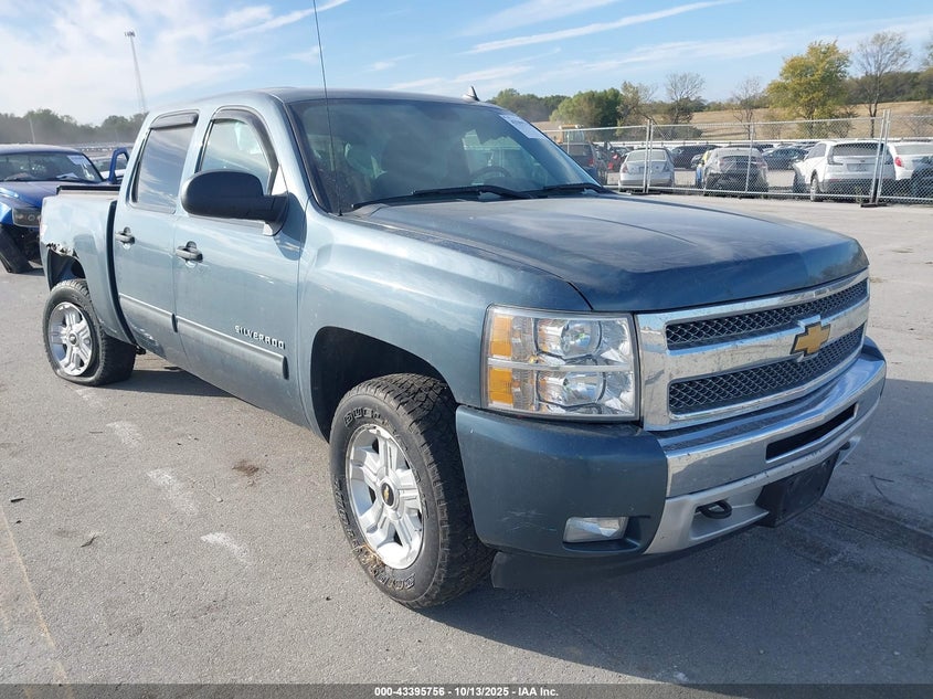 CHEVROLET SILVERADO 1500 LT