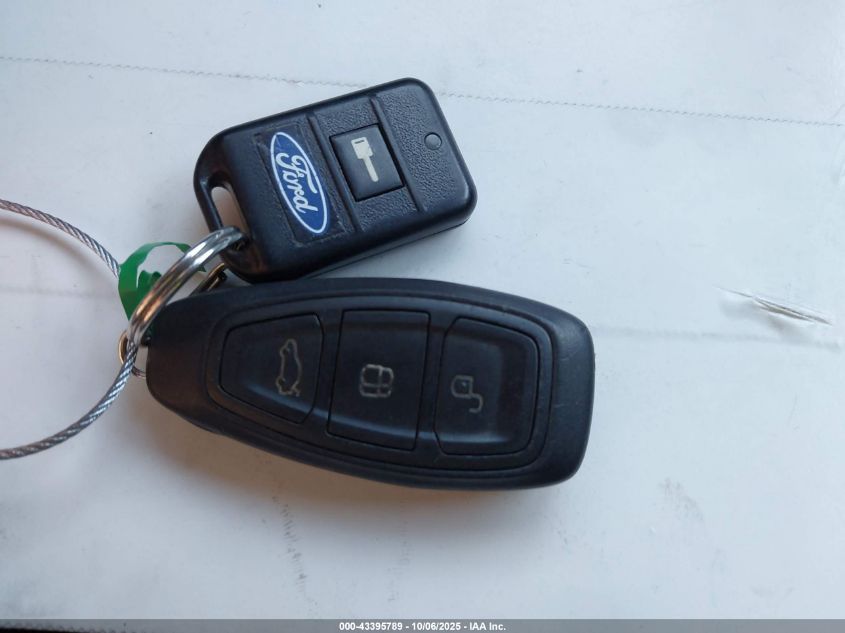 2012 Ford Focus Titanium VIN: 1FAHP3N23CL271332 Lot: 43395789