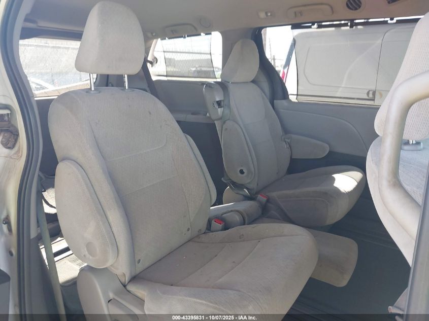 2015 Toyota Sienna Le 8 Passenger VIN: 5TDKK3DC9FS688918 Lot: 43395831