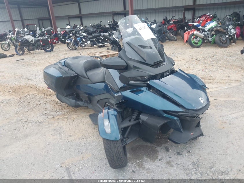 2020 CAN-AM SPYDER ROADSTER RT/RT LIMITED - 2BXNBDD25LV001469
