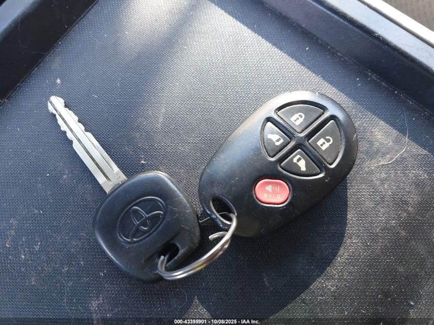 2011 Toyota Sienna Le V6 VIN: 5TDKK3DC1BS045084 Lot: 43395901