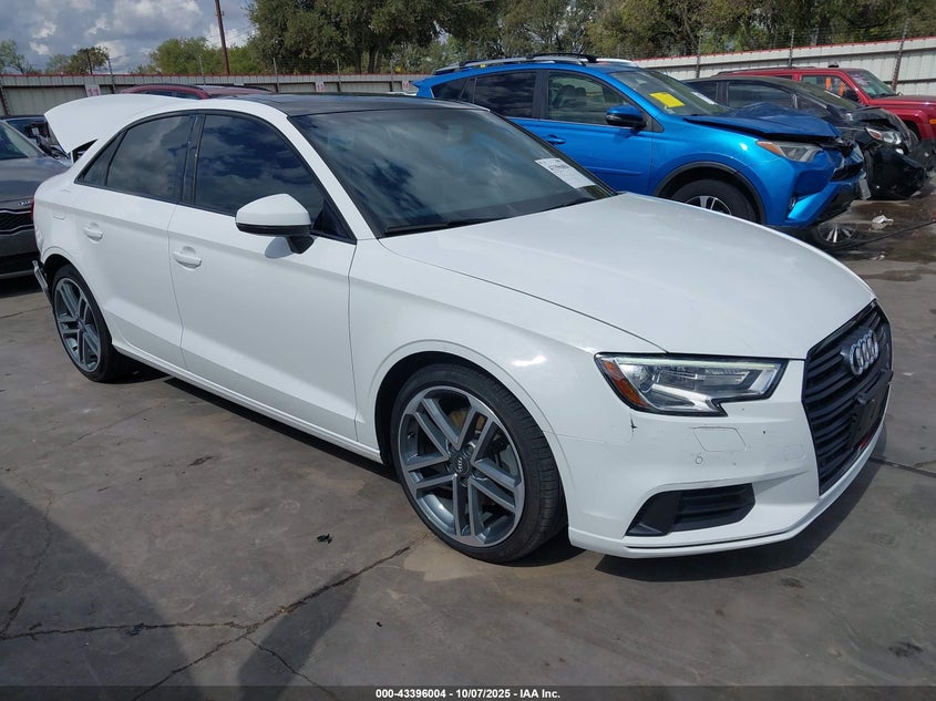 AUDI A3 PREMIUM 40 TFSI FRONT-WHEEL DRIVE S TRONIC