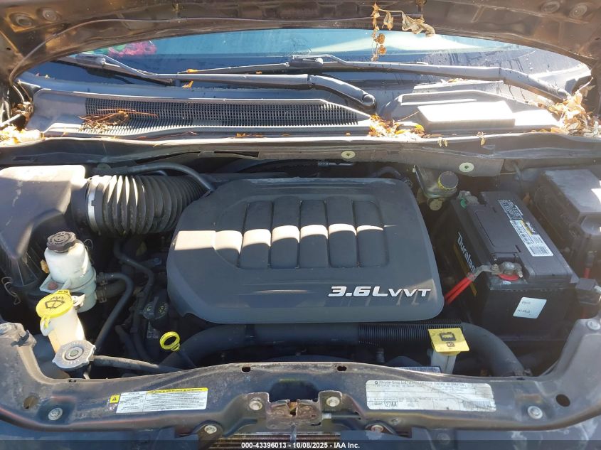 2011 Dodge Grand Caravan Crew VIN: 2D4RN5DG8BR606137 Lot: 43396013