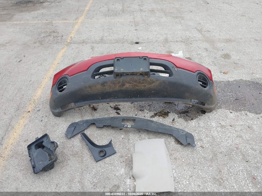 2005 Chrysler Pacifica Touring VIN: 2C4GF68485R668875 Lot: 43396033