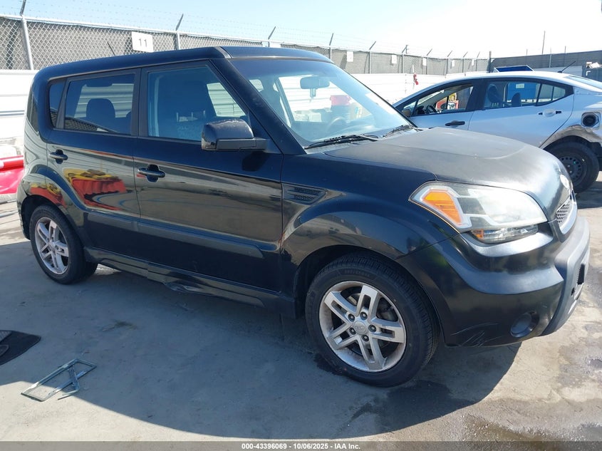KIA SOUL +