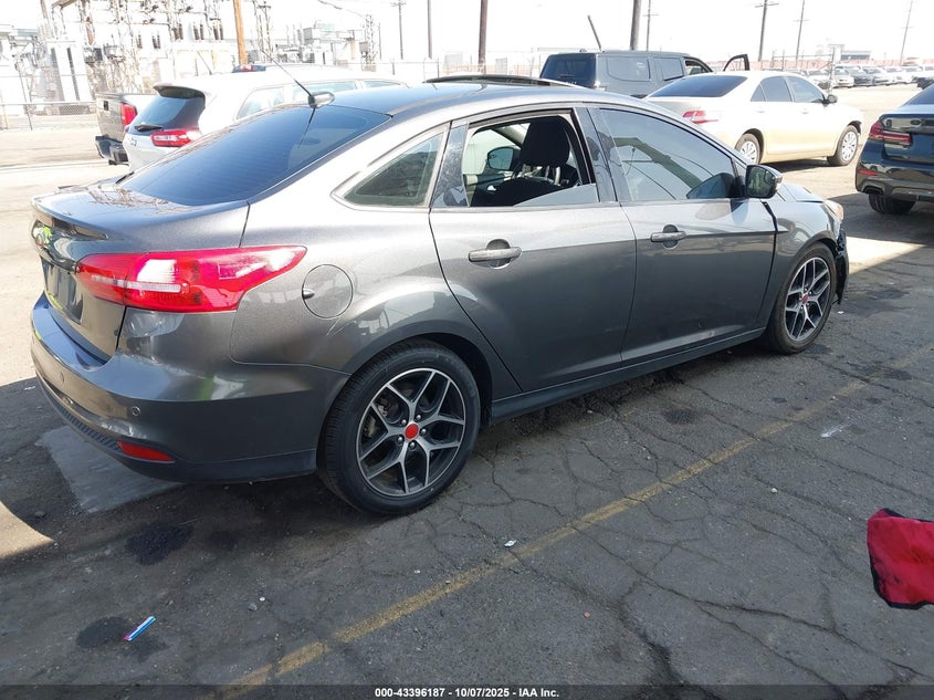 Vin: 1fadp3h20jl313446, lot: 43890952, ford focus sel 20184