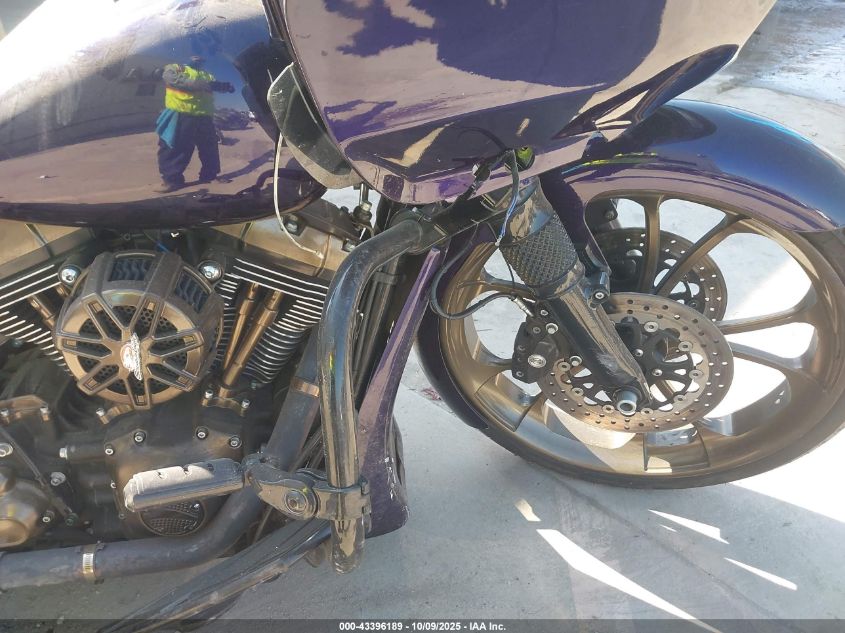 2015 Harley-Davidson Fltrxs Road Glide Special VIN: 1HD1KTM15FB637822 Lot: 43396189