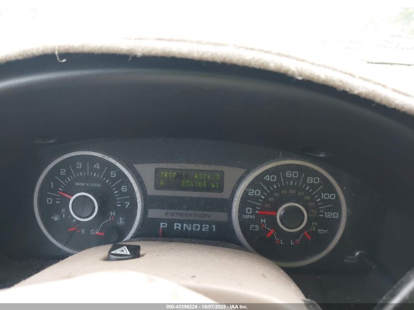 2006 Ford Expedition Eddie Bauer/King Ranch VIN: 1FMPU175X6LA88911 Lot: 43396224