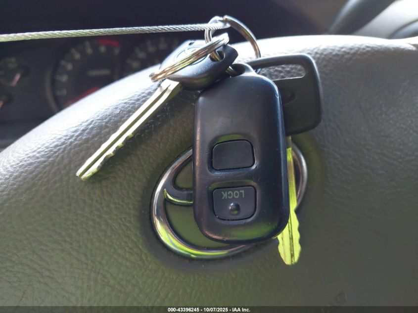 2005 Toyota Tundra Sr5 V8 VIN: 5TBET341X5S469904 Lot: 43396245