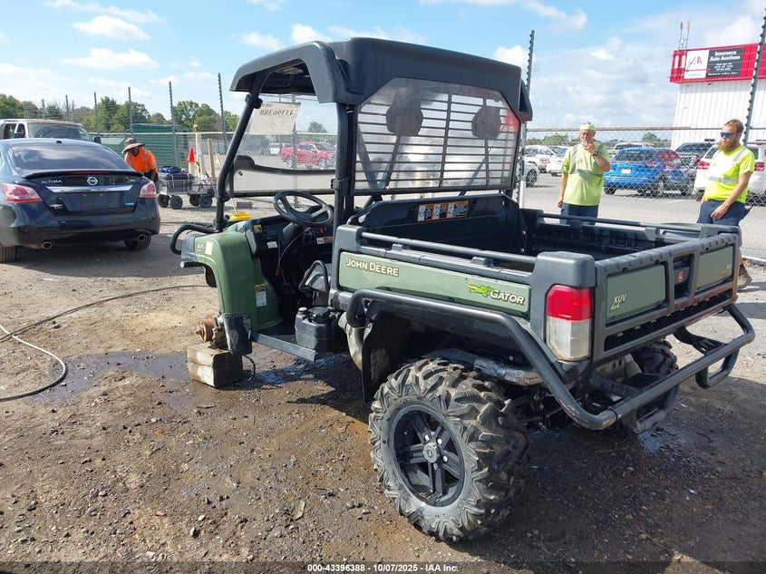 2011 John Deere Gator