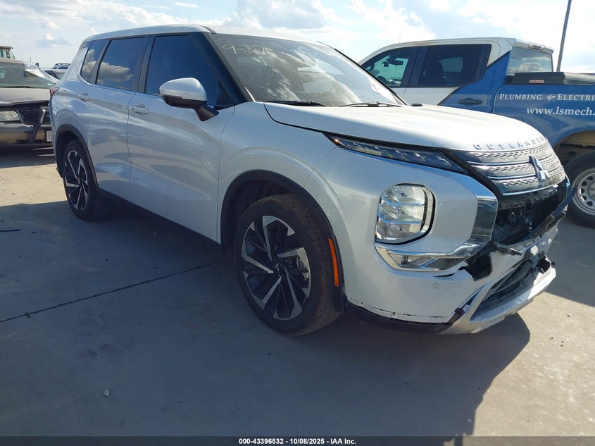 MITSUBISHI OUTLANDER SE 2.5 2WD/SE BLACK EDITION S-AWC/SE BLACK EDITION W/PANO ROOF S-AWC