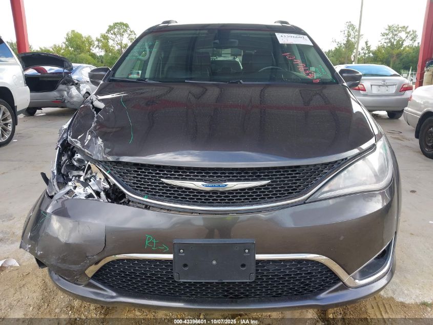 2018 Chrysler Pacifica Touring L VIN: 2C4RC1BGXJR246253 Lot: 43396601