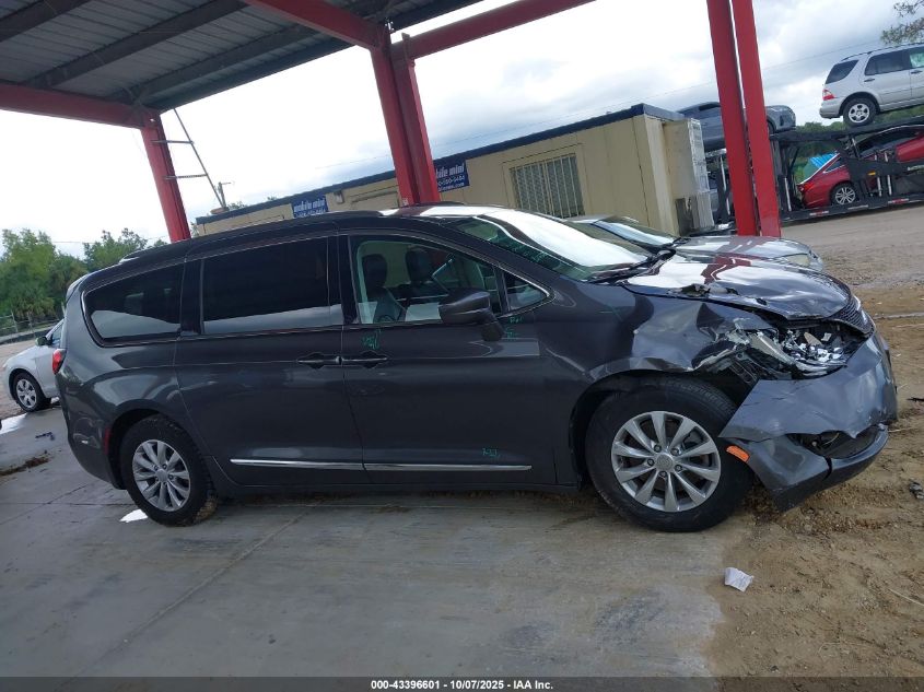 2018 Chrysler Pacifica Touring L VIN: 2C4RC1BGXJR246253 Lot: 43396601