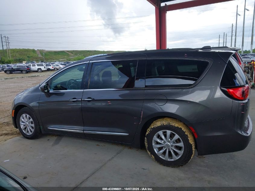 2018 Chrysler Pacifica Touring L VIN: 2C4RC1BGXJR246253 Lot: 43396601