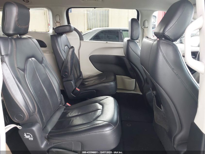 2018 Chrysler Pacifica Touring L VIN: 2C4RC1BGXJR246253 Lot: 43396601