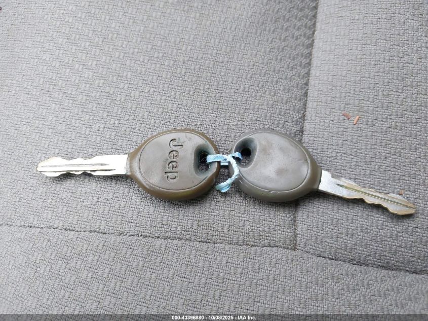 2004 Jeep Grand Cherokee Laredo VIN: 1J4GX48S54C297563 Lot: 43396880