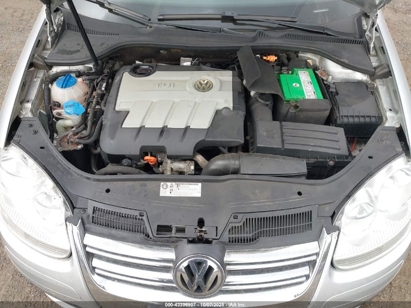 2010 Volkswagen Jetta Tdi VIN: 3VWRL7AJ5AM061760 Lot: 43396907