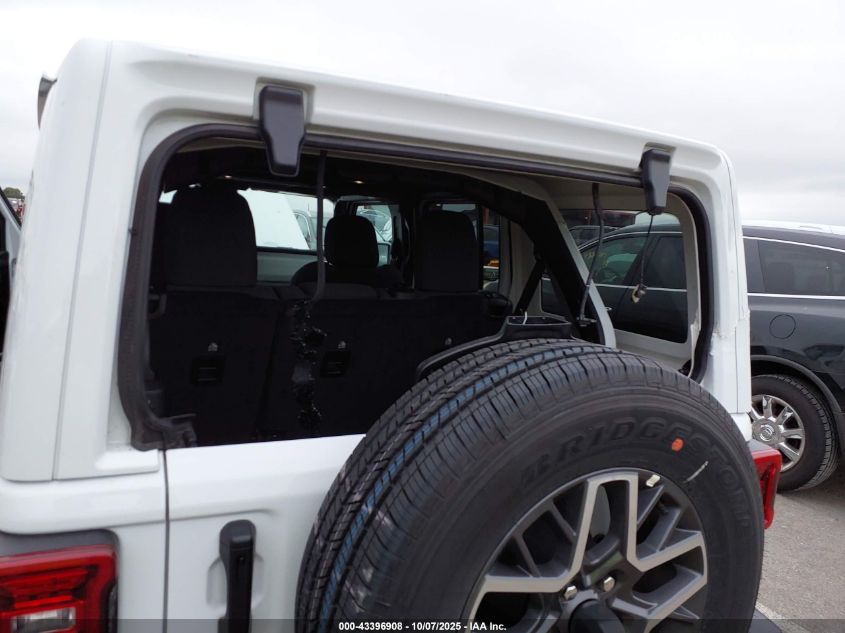 2025 Jeep Wrangler 4-Door Sahara 4X4 VIN: 1C4PJXEN3SW570518 Lot: 43396908